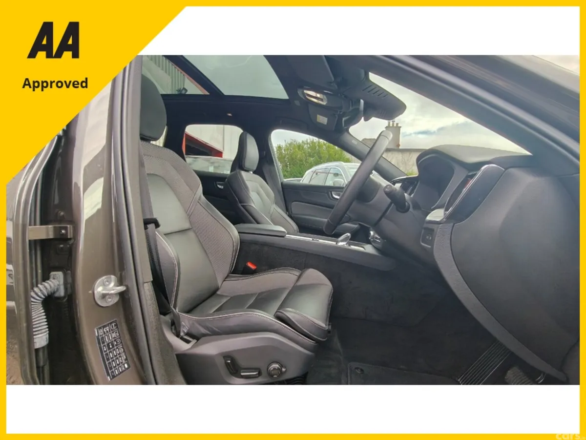 Volvo XC60 SUV, Petrol Plug-in Hybrid, 2024, Grey