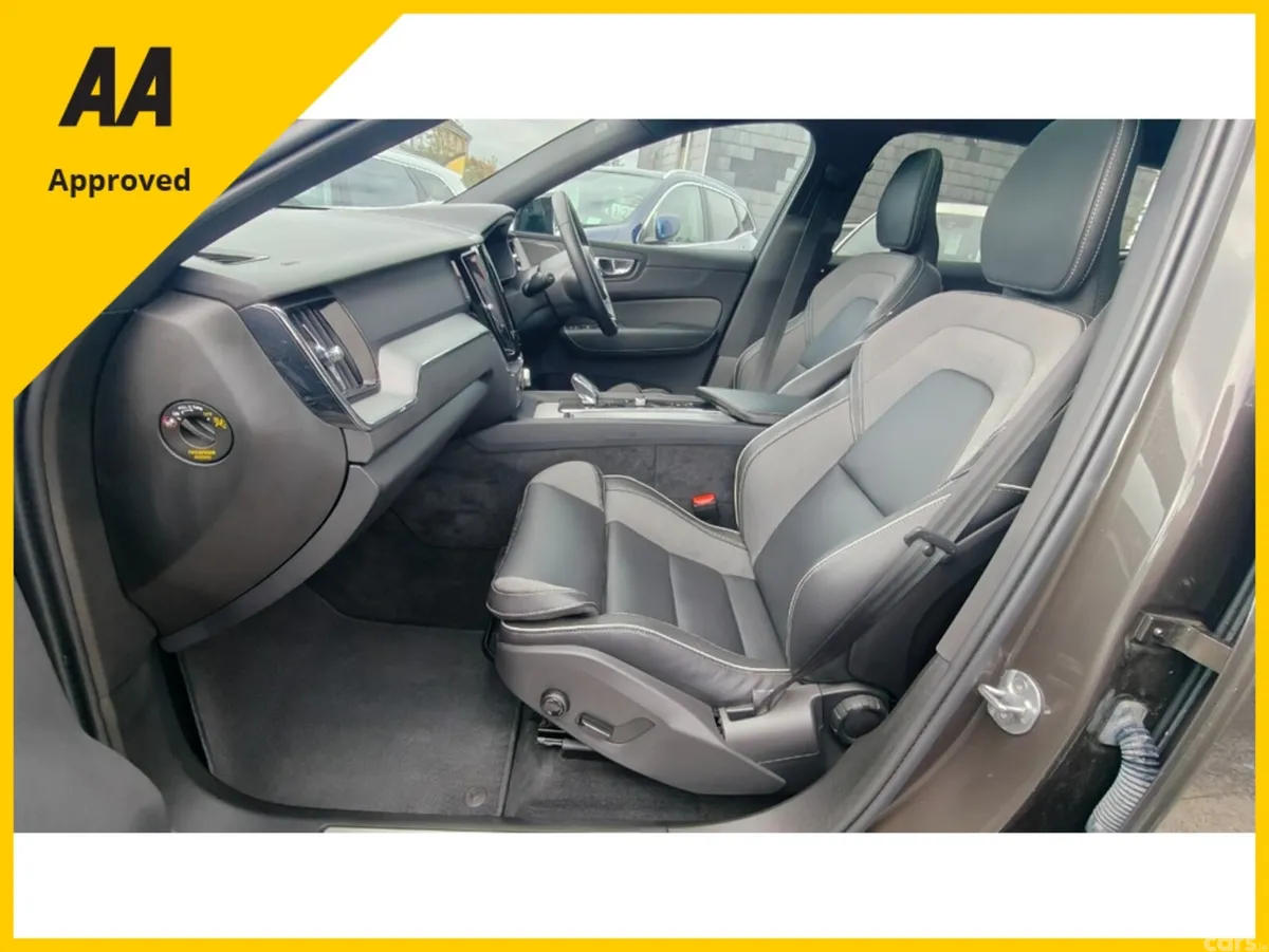 Volvo XC60 SUV, Petrol Plug-in Hybrid, 2024, Grey