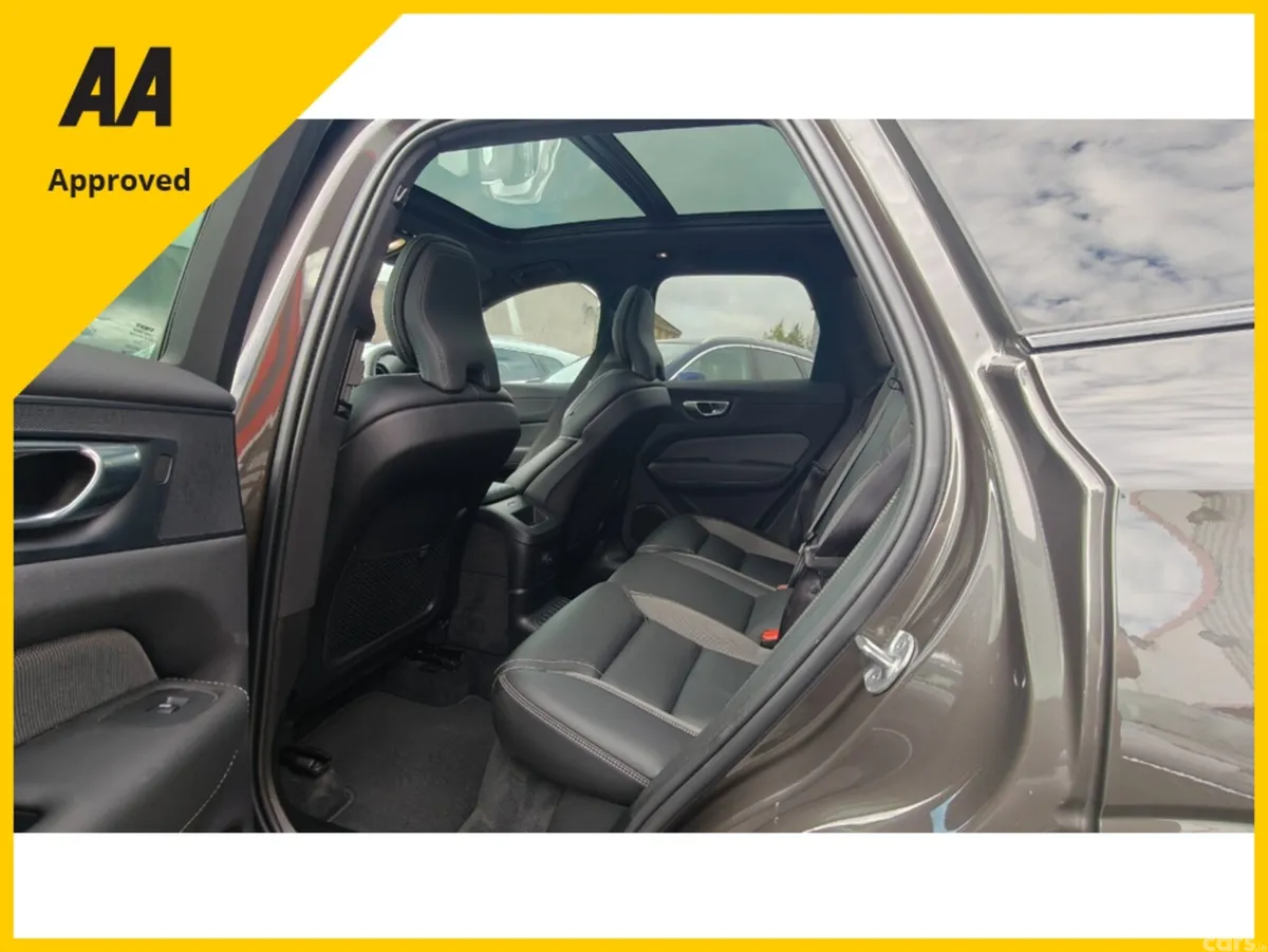 Volvo XC60 SUV, Petrol Plug-in Hybrid, 2024, Grey