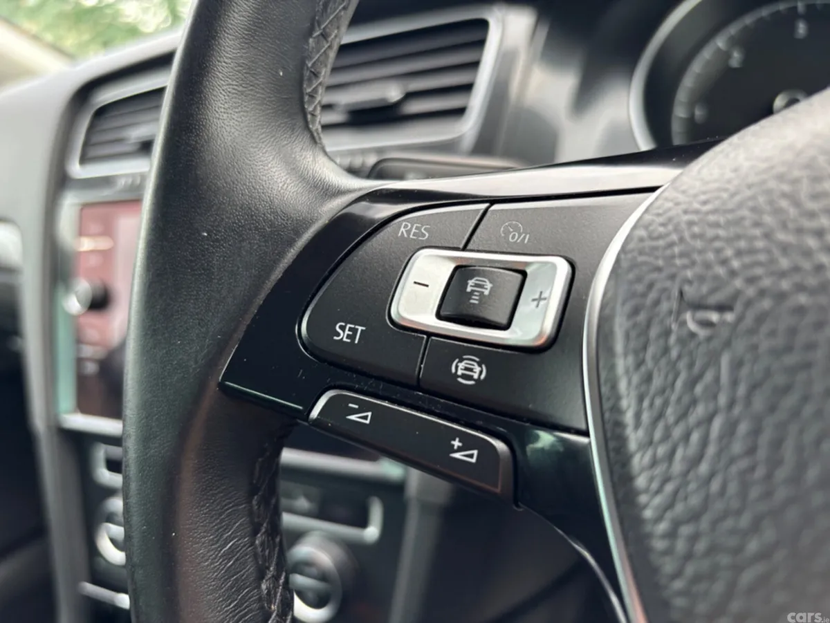 Volkswagen Golf Hatchback, Diesel, 2019, White