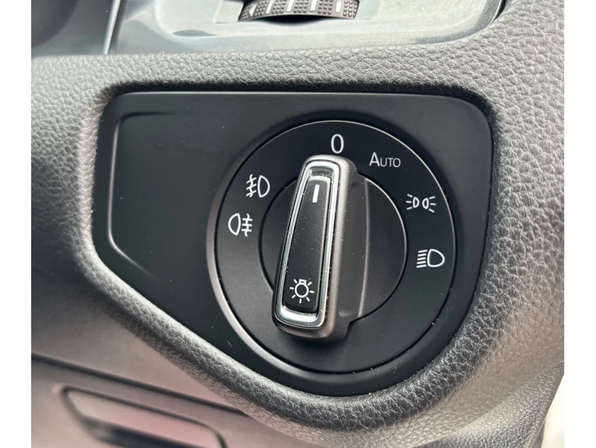 Volkswagen Golf Hatchback, Diesel, 2019, White