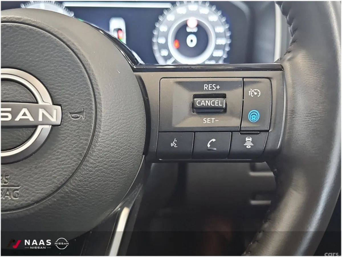 Nissan Qashqai MPV, Petrol Hybrid, 2025, Grey