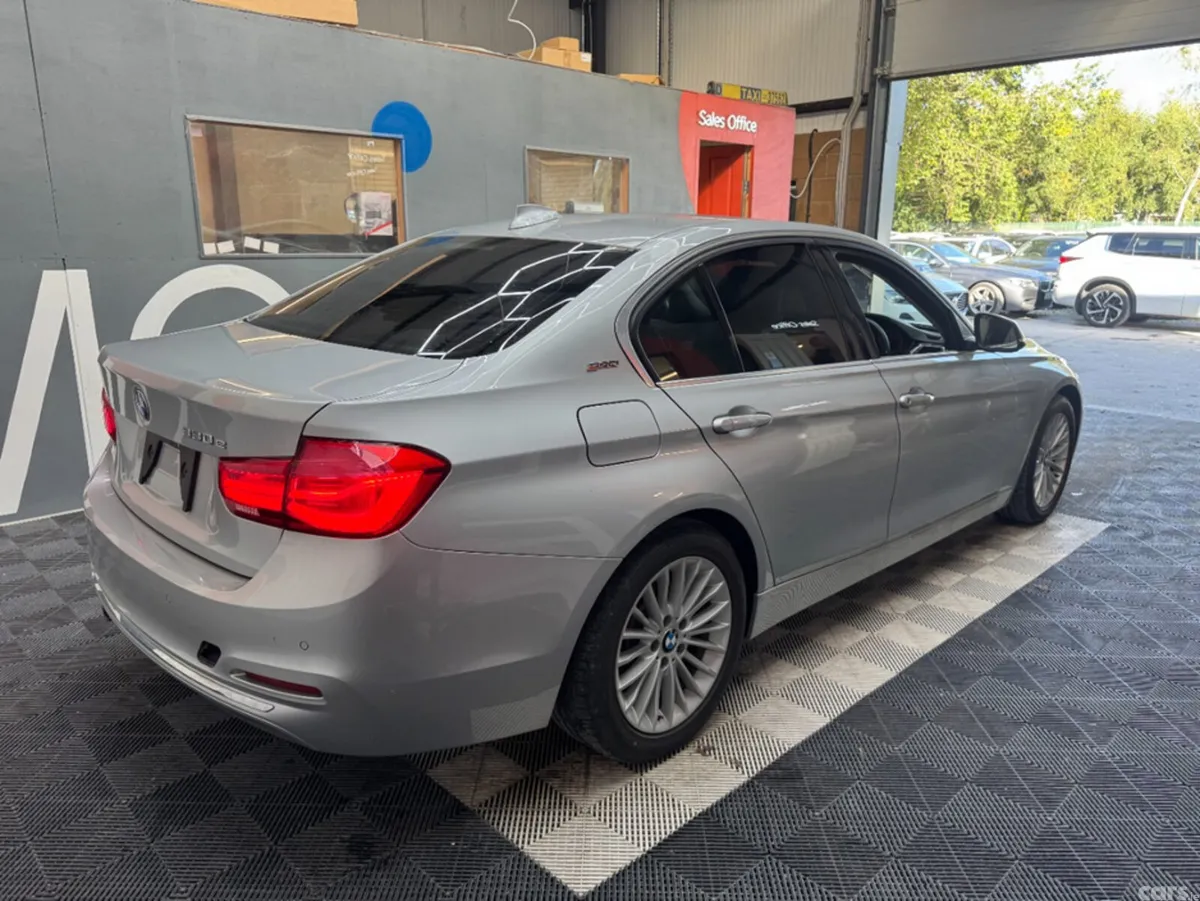 BMW 3-Series Saloon, Petrol Hybrid, 2016, Silver