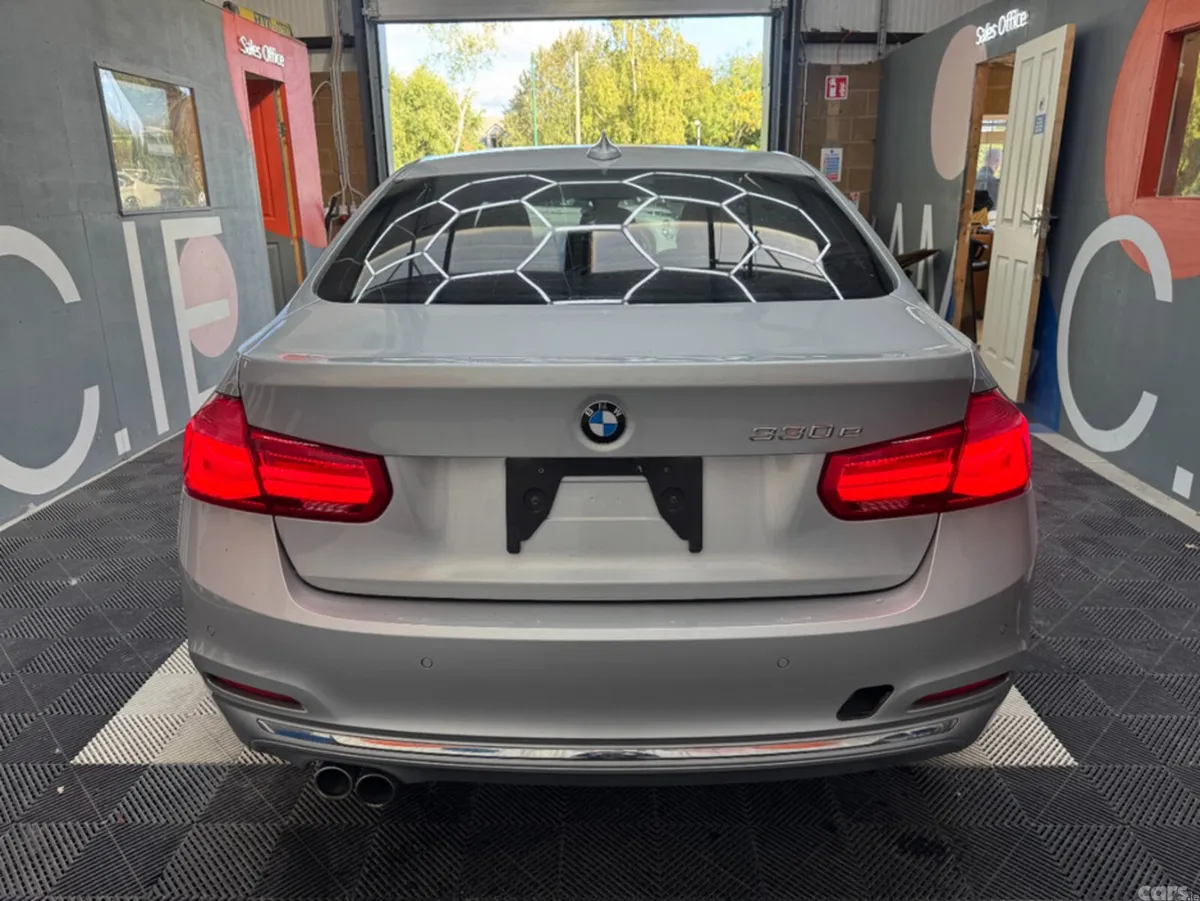 BMW 3-Series Saloon, Petrol Hybrid, 2016, Silver