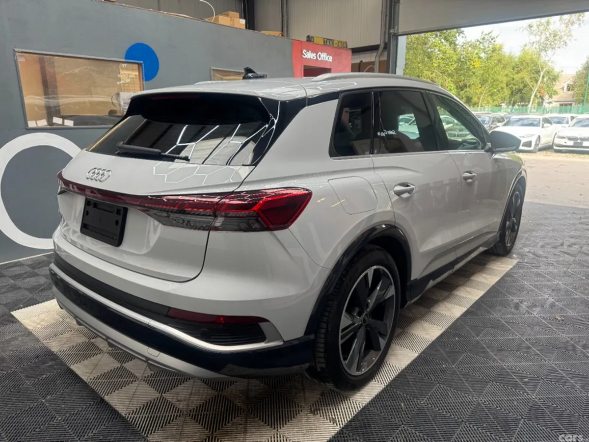 Audi Q4 e-tron SUV, Electric, 2023, White