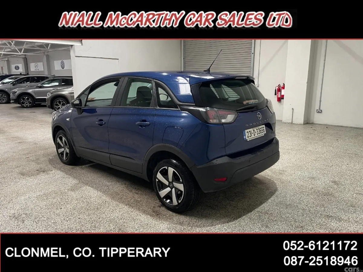 Opel Crossland MPV, Diesel, 2023, Blue
