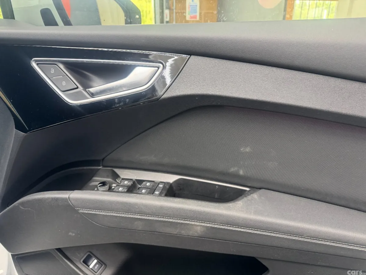 Audi Q4 e-tron SUV, Electric, 2023, White