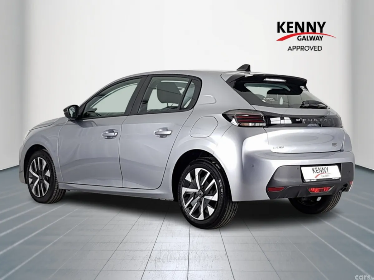 Peugeot 208 Hatchback, Petrol, 2026, Grey