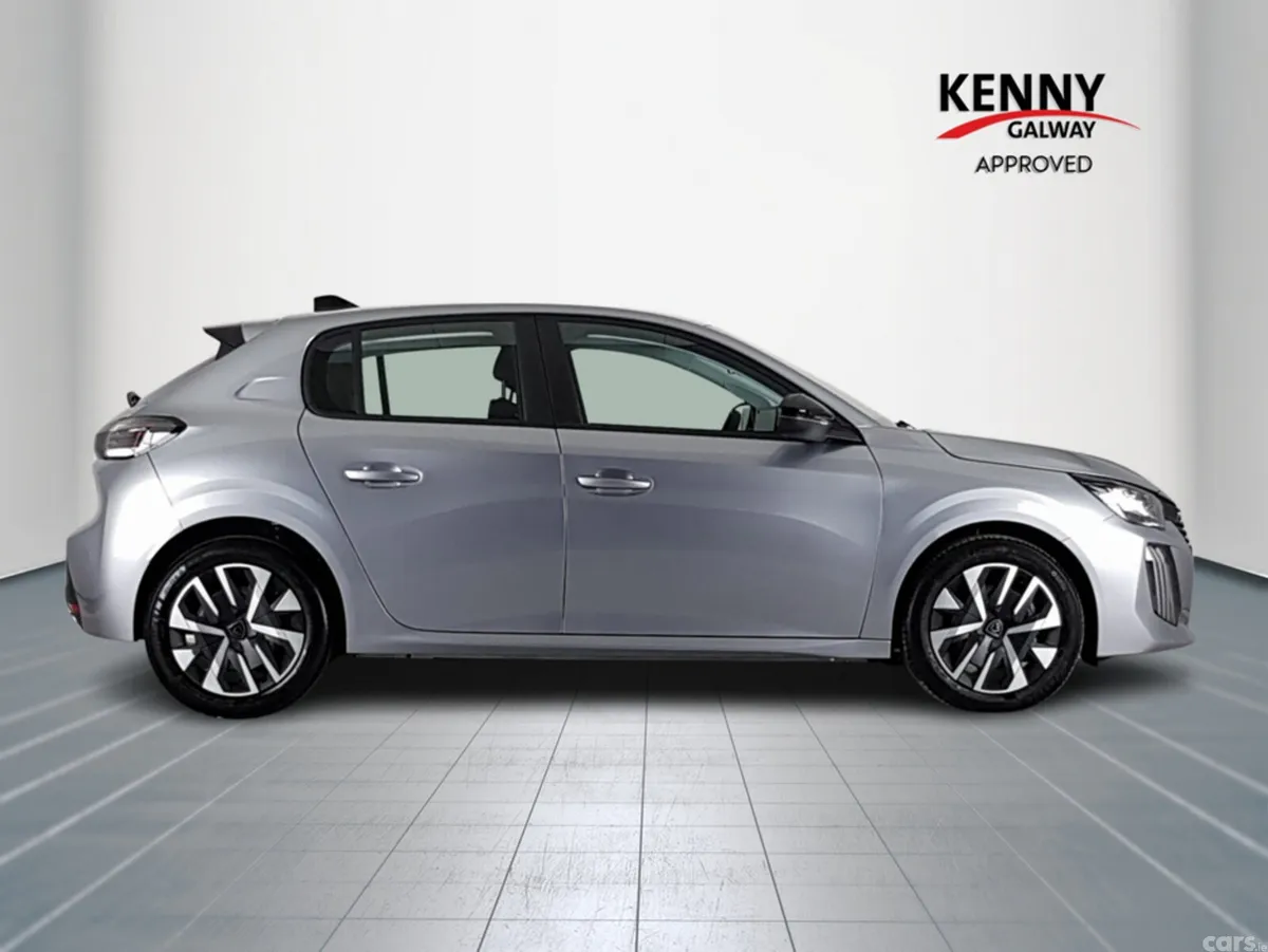 Peugeot 208 Hatchback, Petrol, 2026, Grey