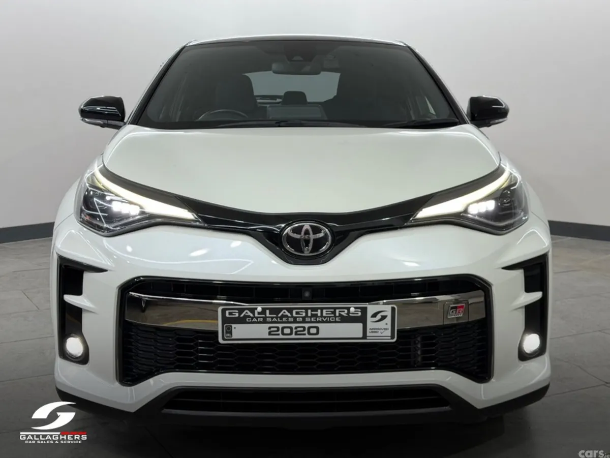 Toyota C-HR SUV, Petrol Hybrid, 2020, White