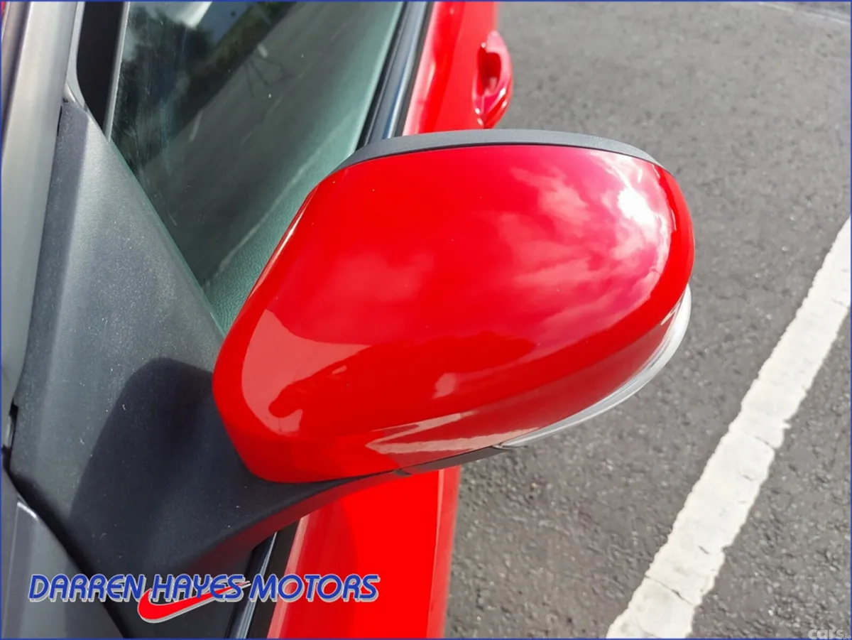 Ford Focus Hatchback, Diesel, 2015, Red