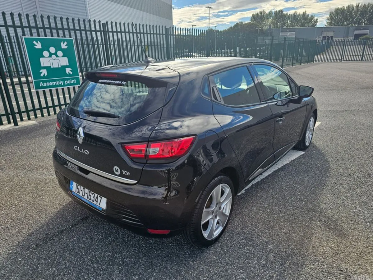 Renault Clio Hatchback, Petrol, 2015, Black