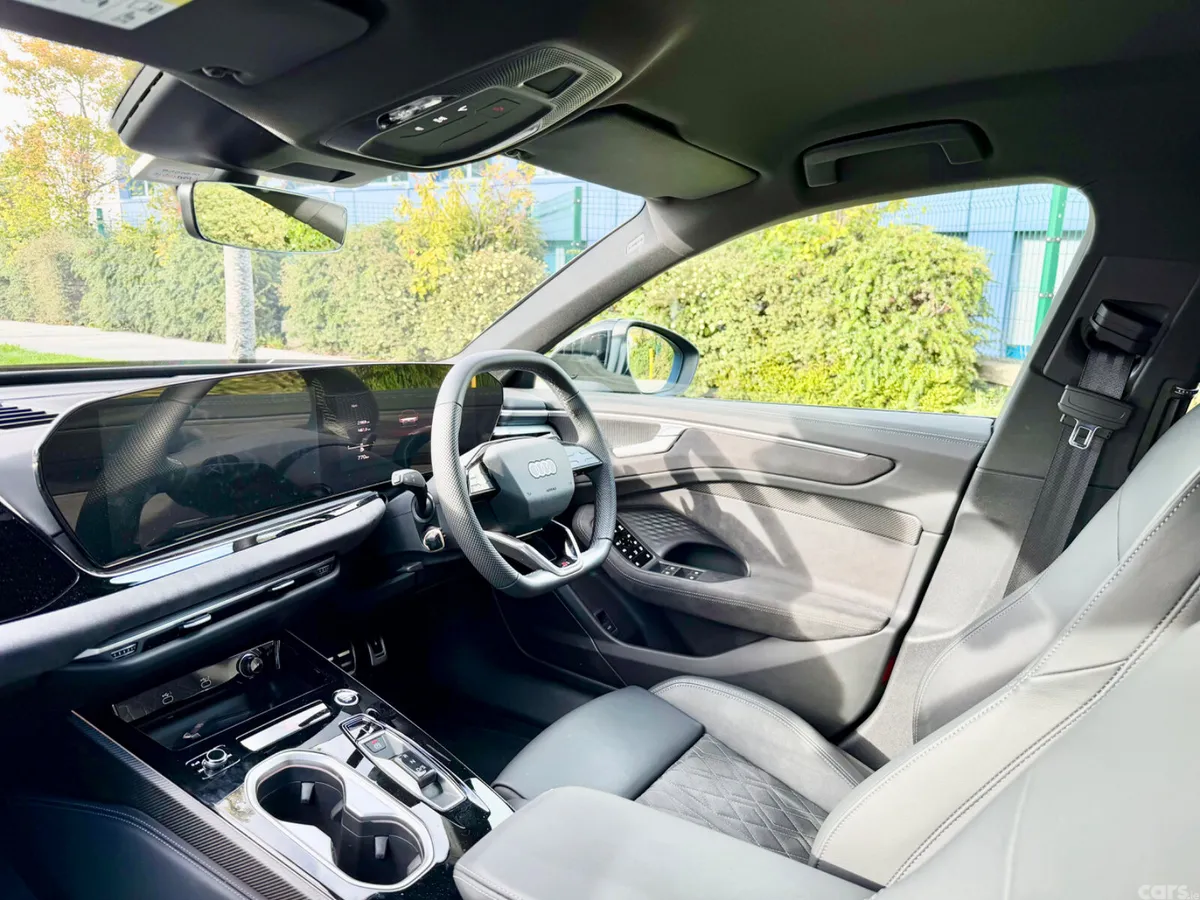 Audi A6 Estate, Diesel, 2025, Grey
