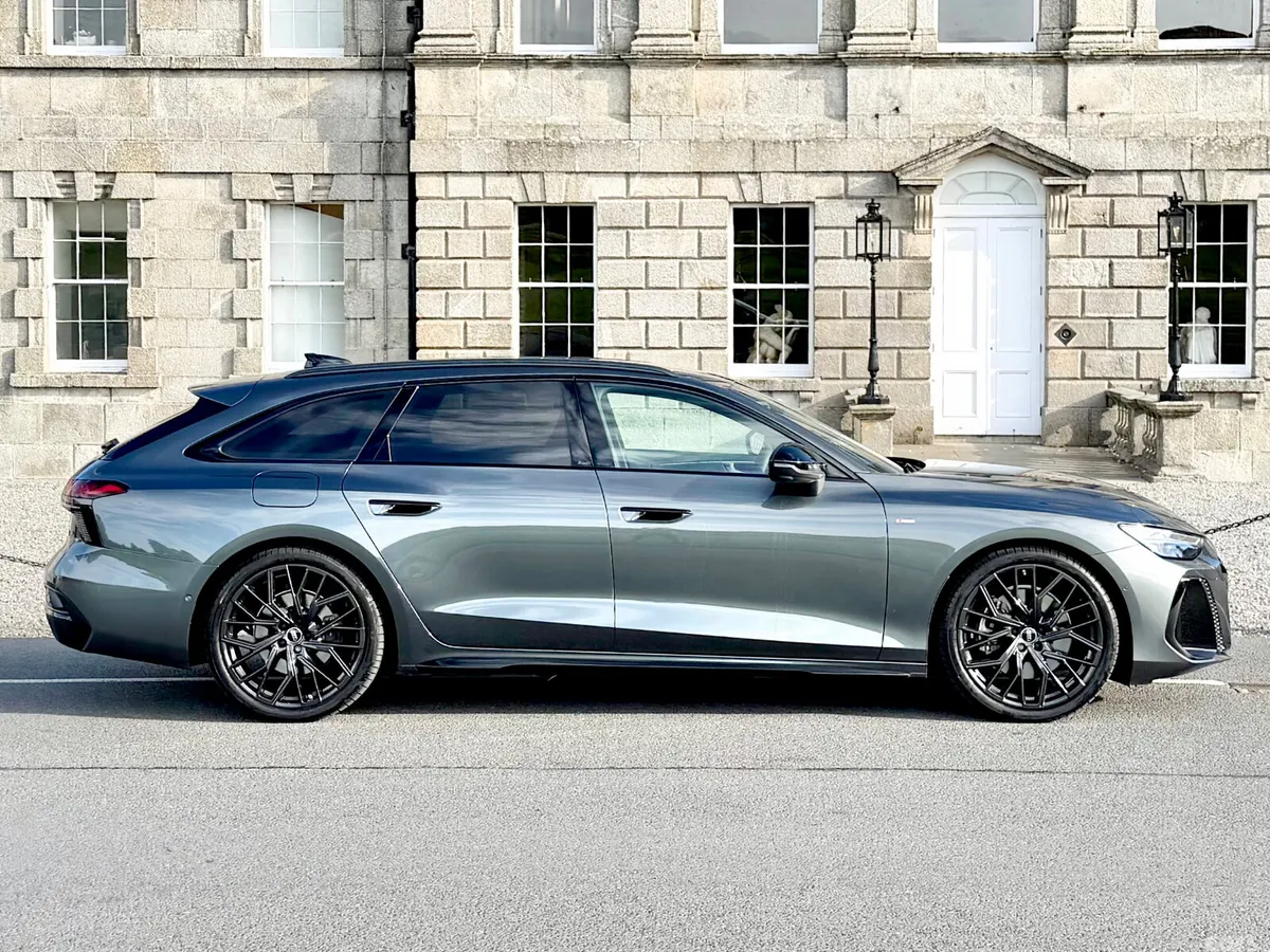 Audi A6 Estate, Diesel, 2025, Grey