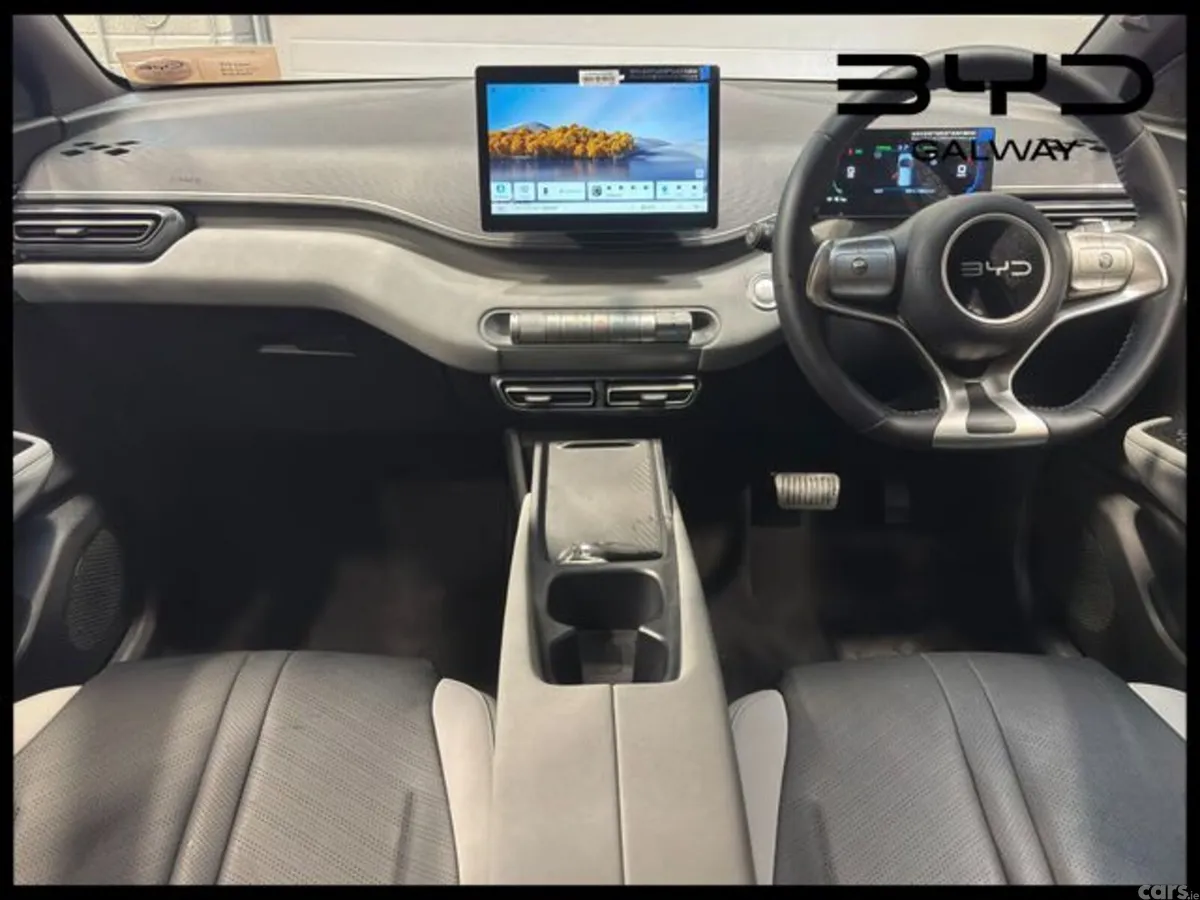 BYD DOLPHIN SURF Hatchback, Electric, 2026, Green
