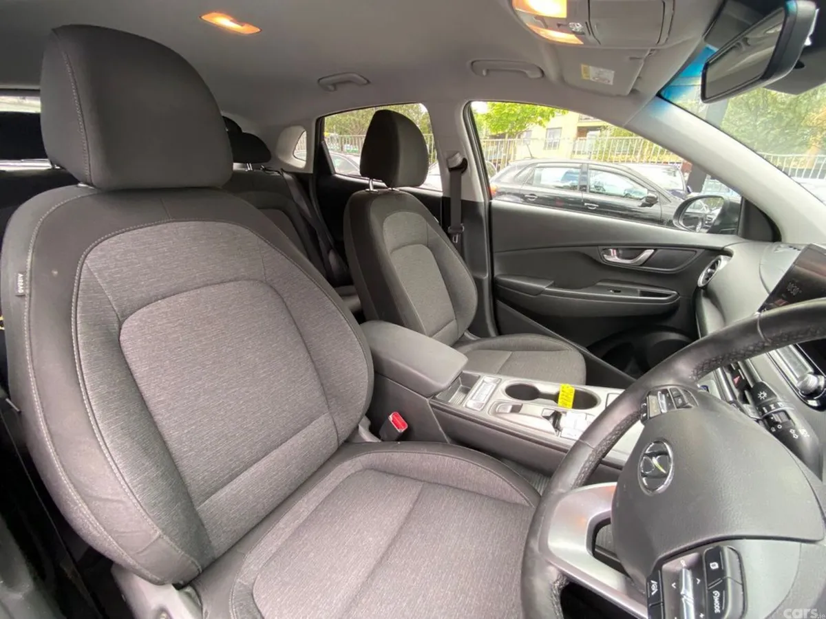 Hyundai KONA Hatchback, Electric, 2023, Black