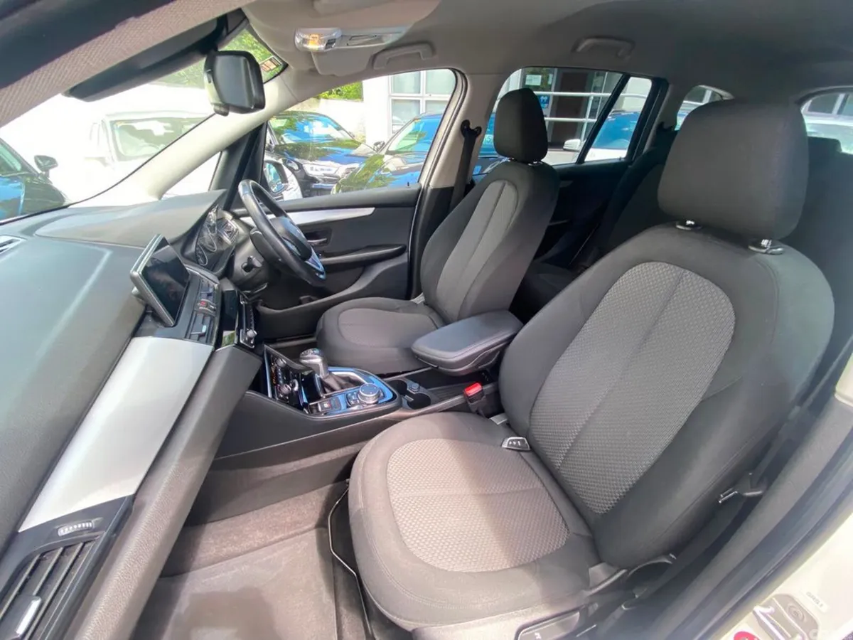BMW 2-Series MPV, Petrol, 2016, White