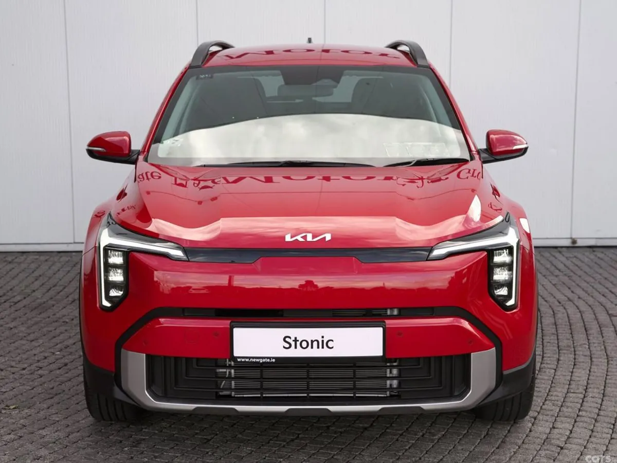 Kia Stonic Hatchback, Petrol, 2027, Red