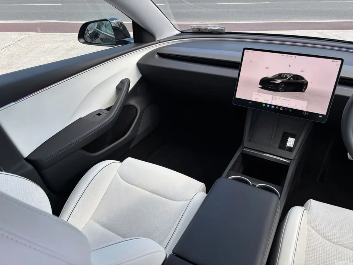 Tesla Model 3 Saloon, Electric, 2025, Black