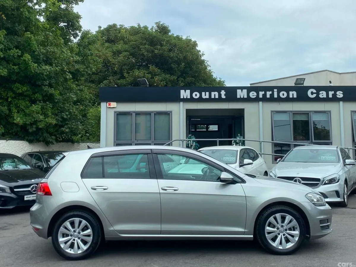 Volkswagen Golf Hatchback, Petrol, 2017, Silver