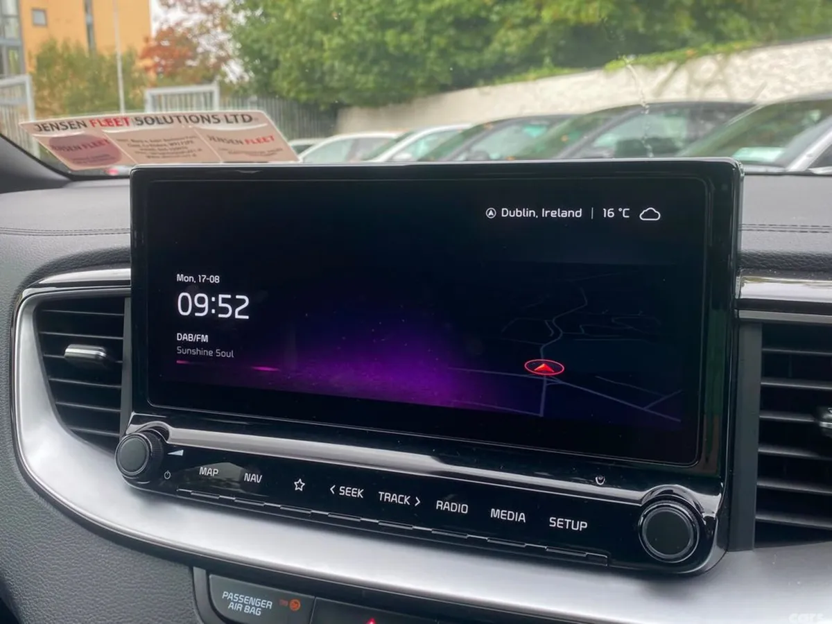 Kia Ceed Hatchback, Diesel, 2023, Red