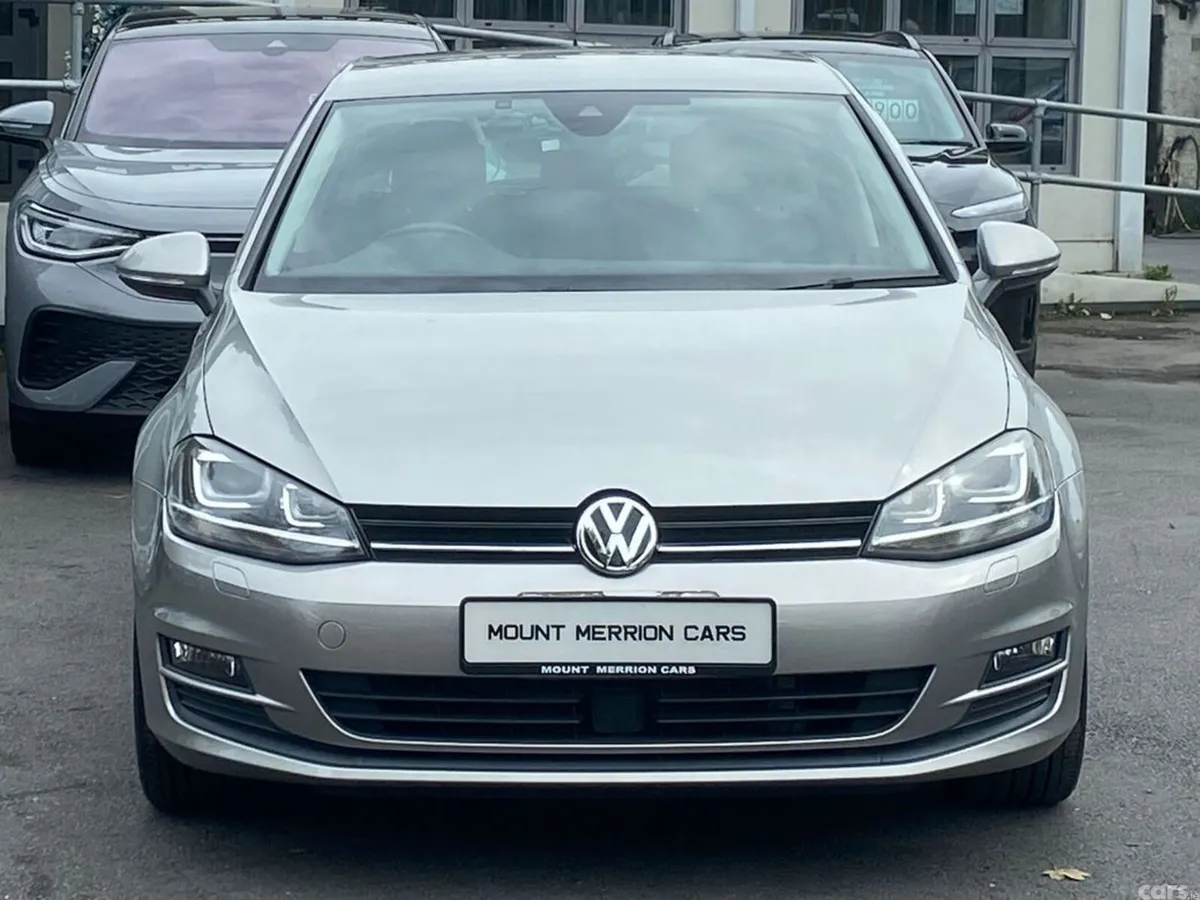 Volkswagen Golf Hatchback, Petrol, 2017, Silver