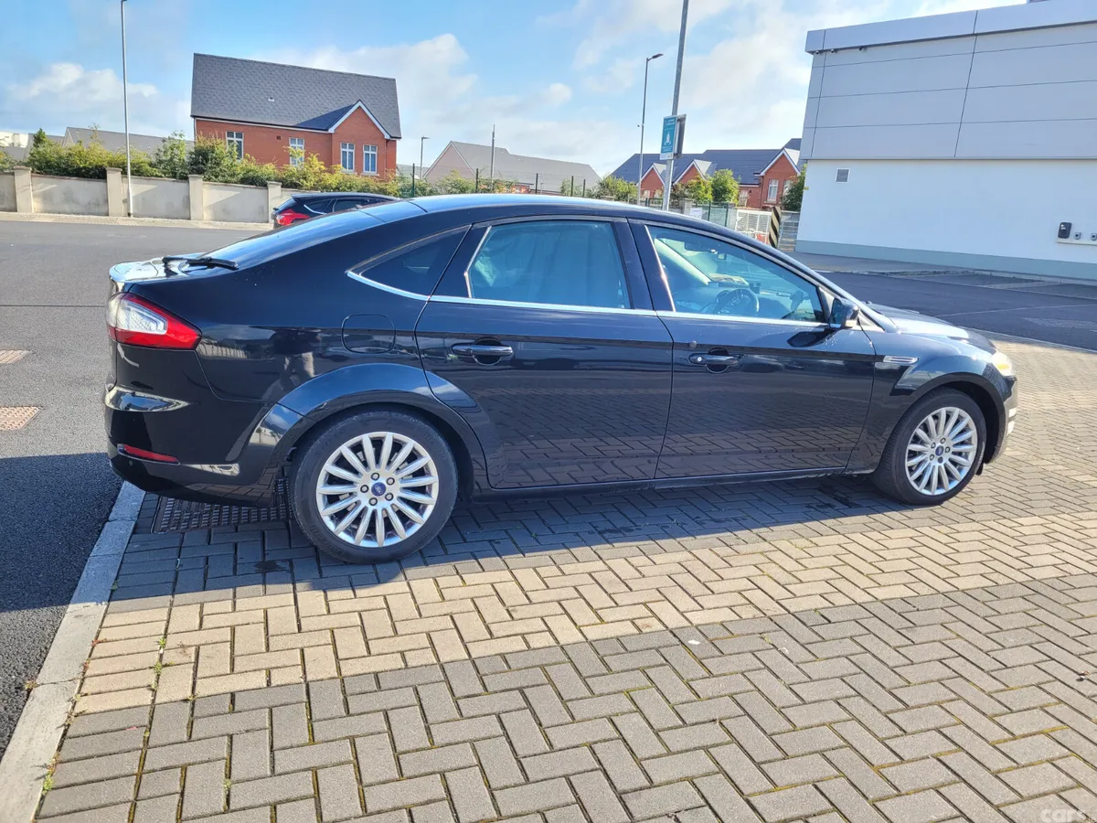 Ford Mondeo Hatchback, Diesel, 2014, Black