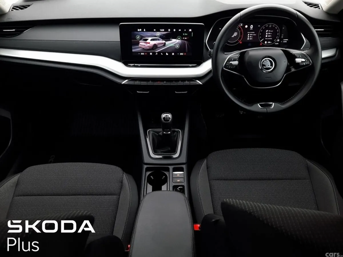 Skoda Octavia Estate, Diesel, 2024, Blue