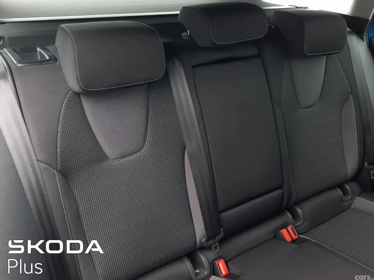 Skoda Octavia Estate, Diesel, 2024, Blue