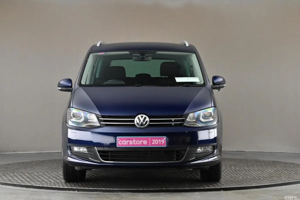 Volkswagen Sharan MPV, Petrol, 2019, Blue