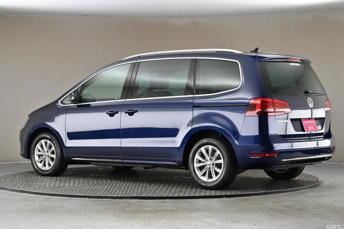 Volkswagen Sharan MPV, Petrol, 2019, Blue