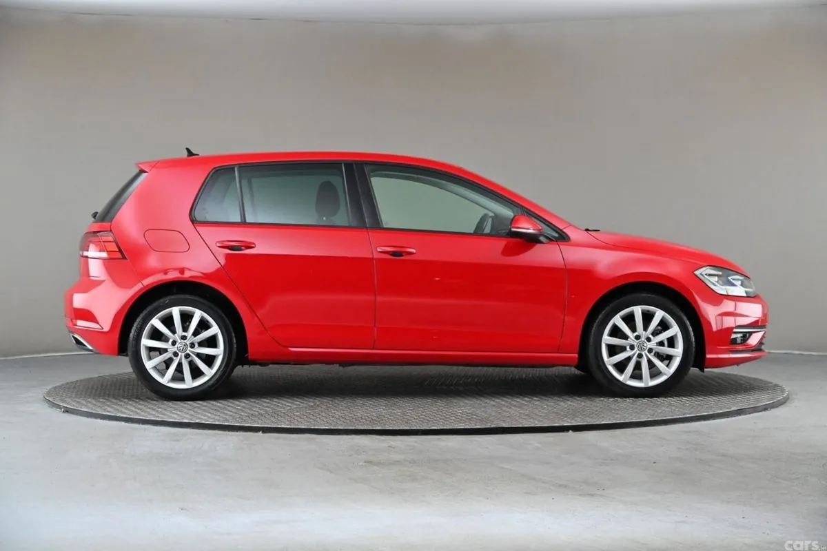 Volkswagen Golf Hatchback, Petrol, 2019, Red
