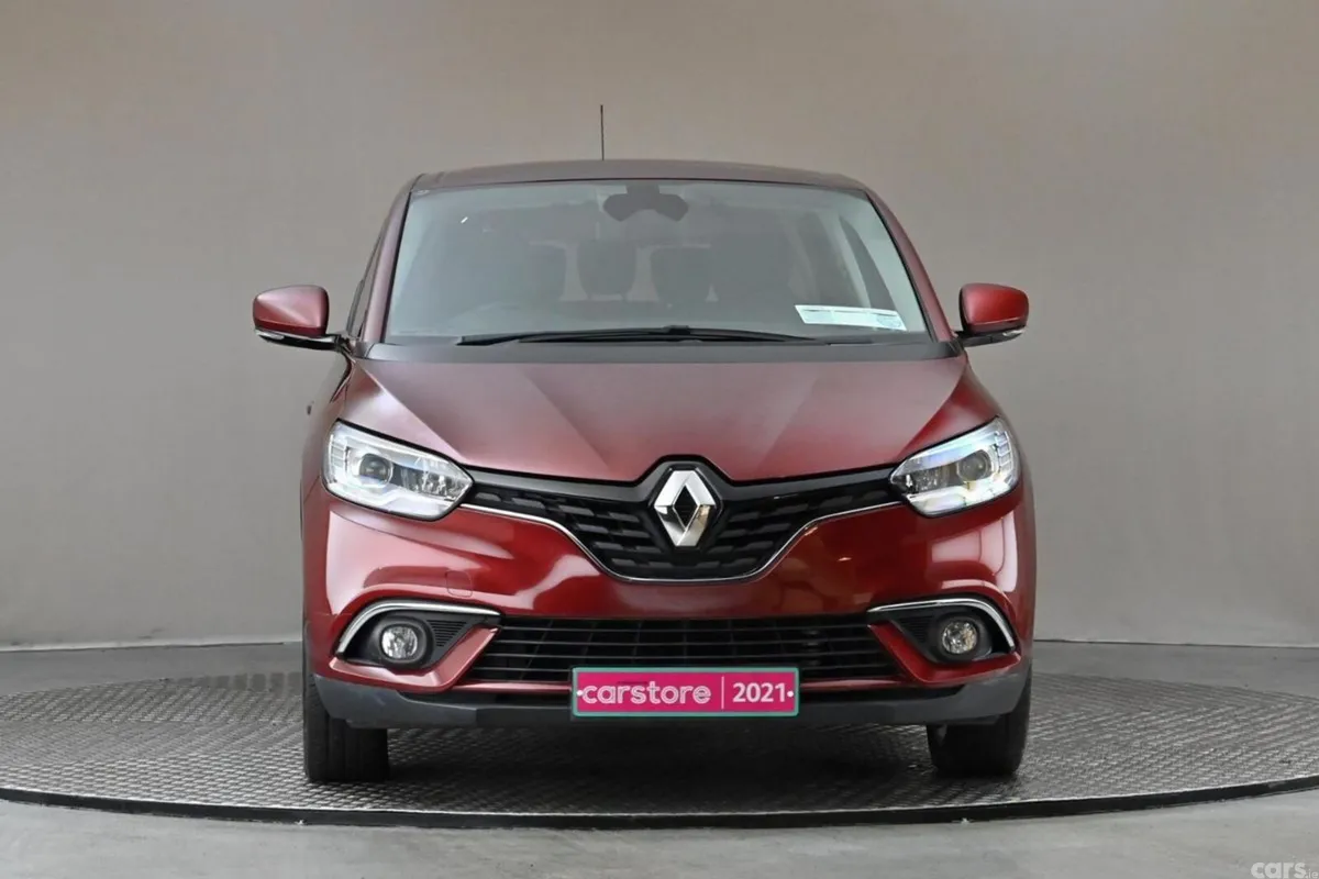 Renault Grand Scenic MPV, Diesel, 2021, Red