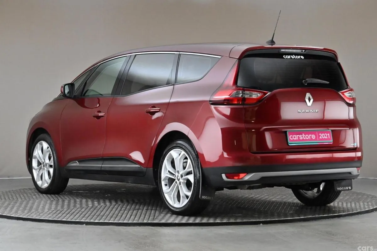Renault Grand Scenic MPV, Diesel, 2021, Red