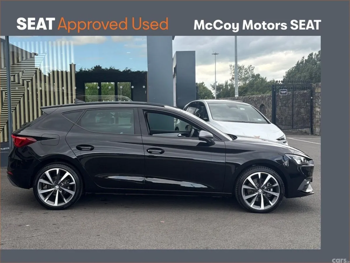 SEAT Leon Hatchback, Petrol Plug-in Hybrid, 2025, Black