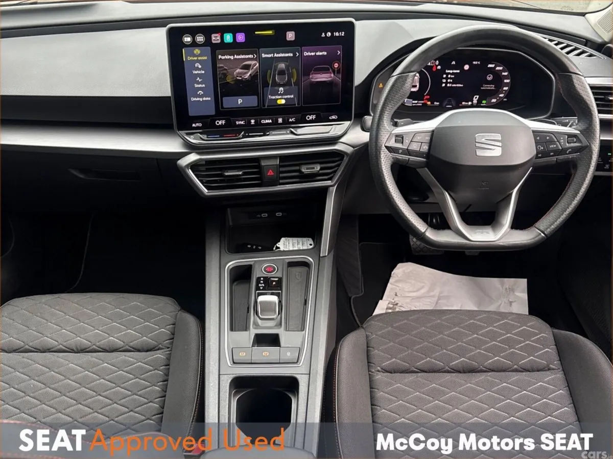 SEAT Leon Hatchback, Petrol Plug-in Hybrid, 2025, Black