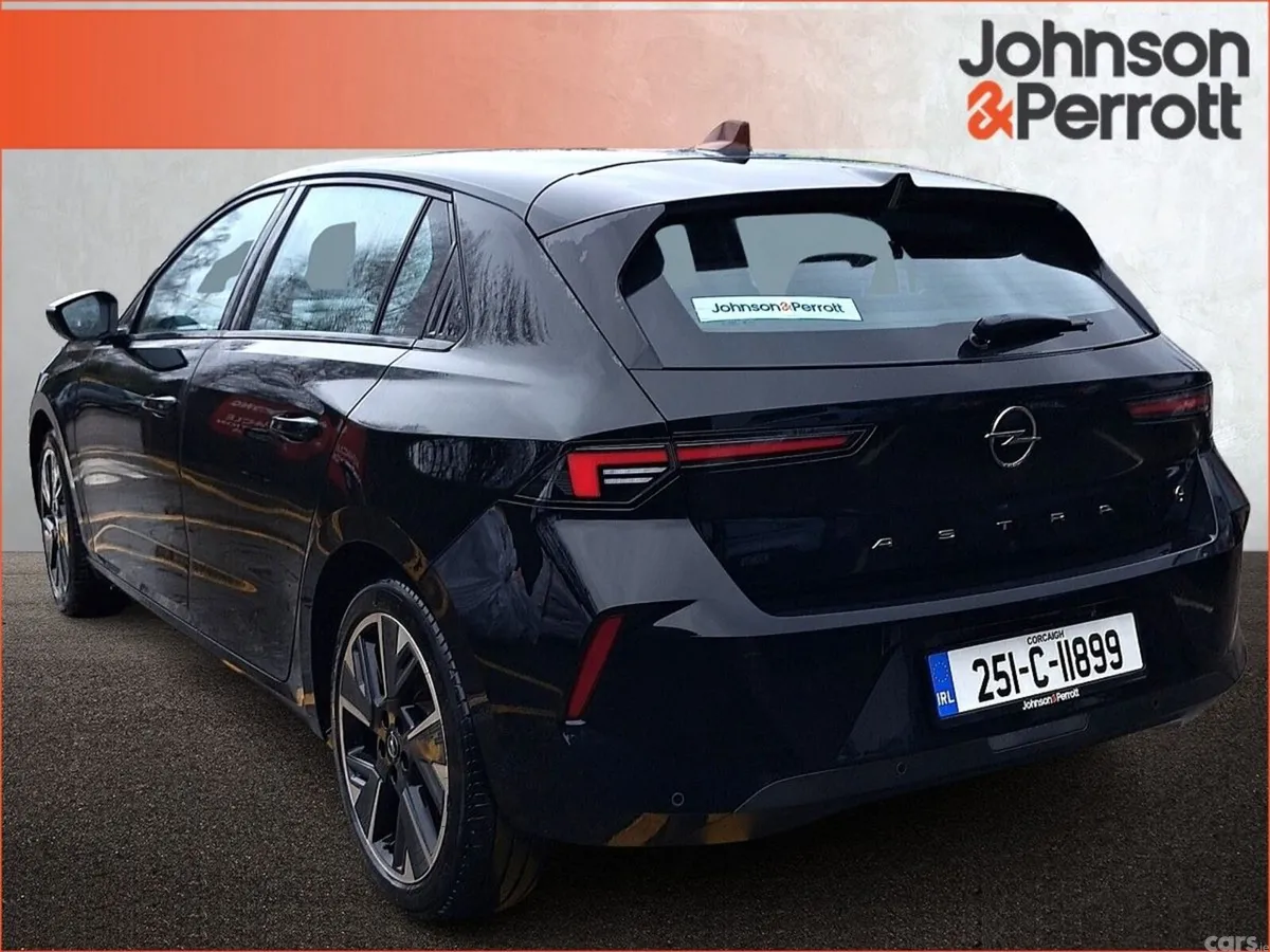 Opel Astra Hatchback, Electric, 2025, Black