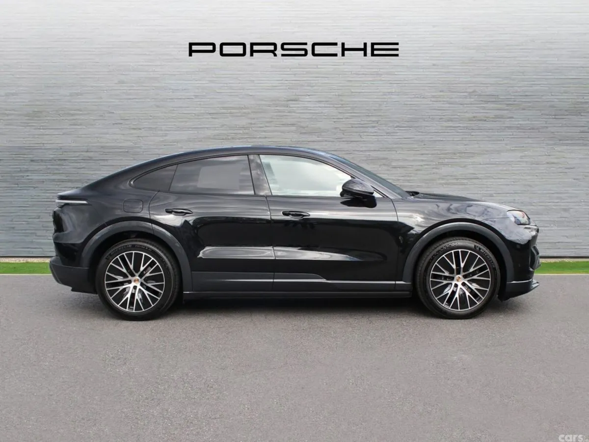Porsche Cayenne SUV, Electric, 2026, Black
