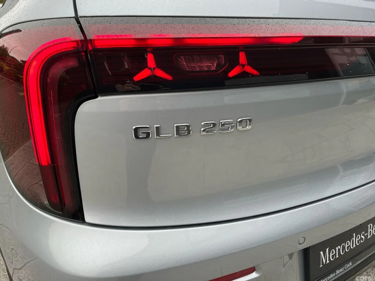 Mercedes-Benz GLB SUV, Electric, 2026, Silver