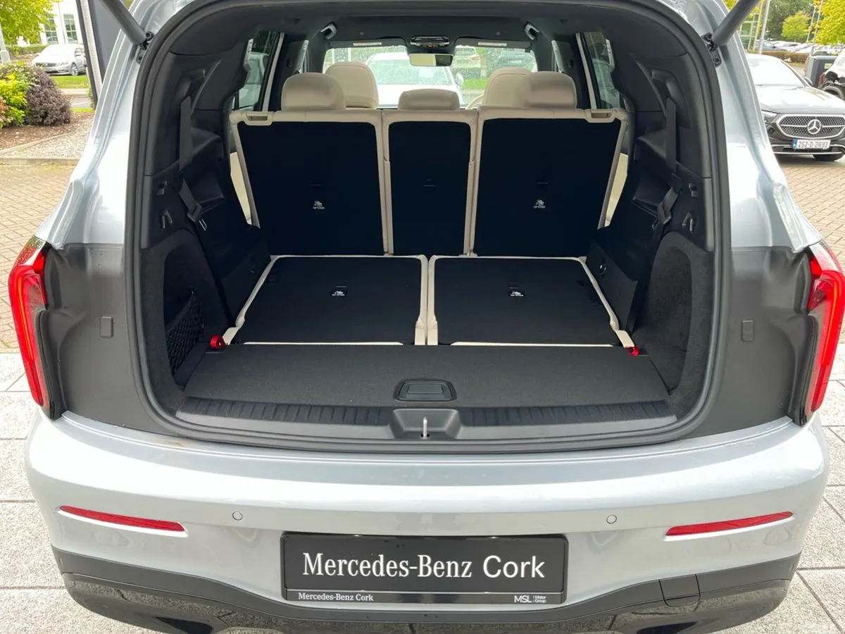 Mercedes-Benz GLB SUV, Electric, 2026, Silver