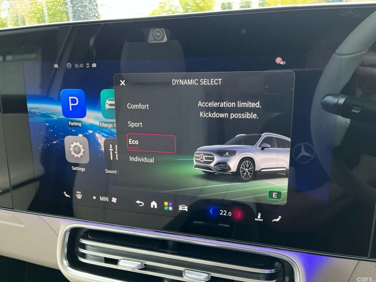 Mercedes-Benz GLB SUV, Electric, 2026, Silver