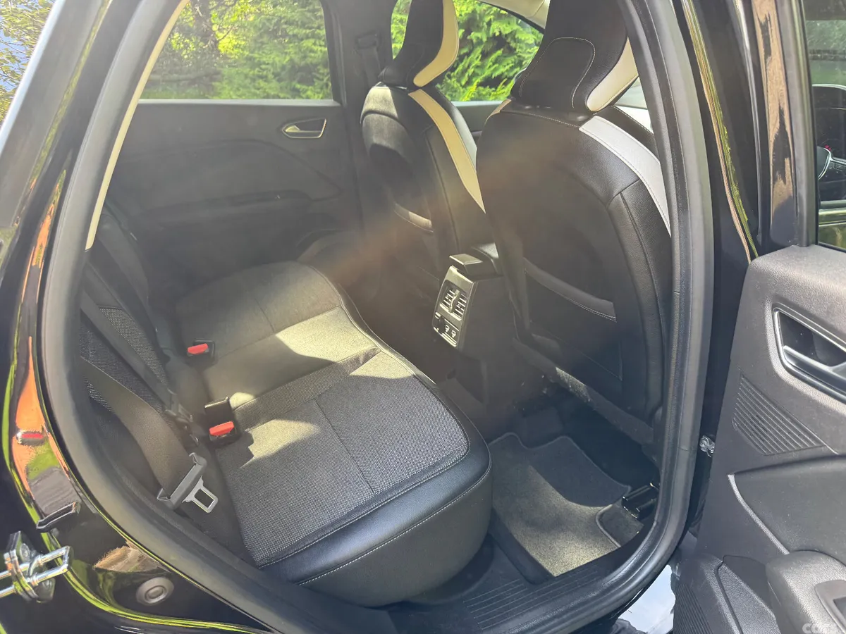 Renault Captur Hatchback, Petrol, 2020, Black