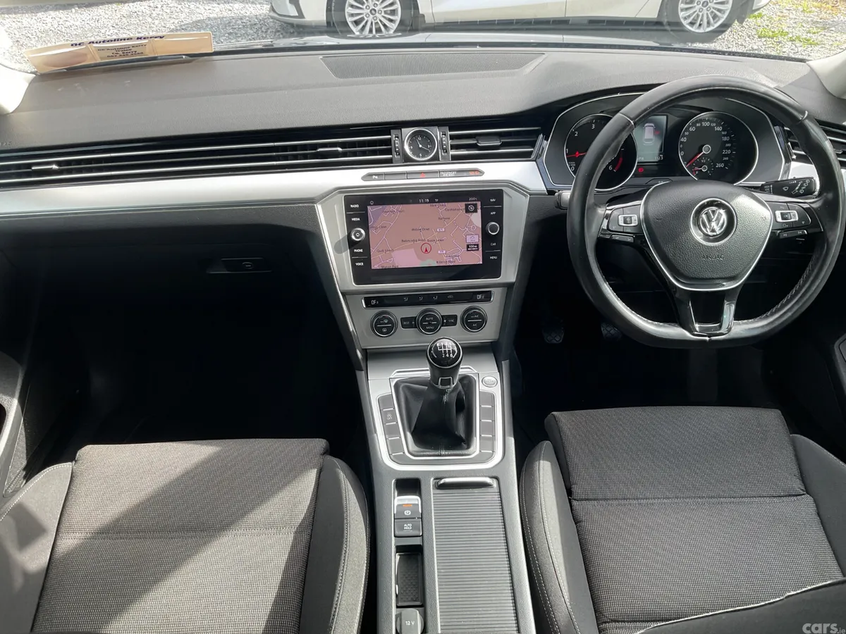 Volkswagen Passat Estate, Diesel, 2018, Blue