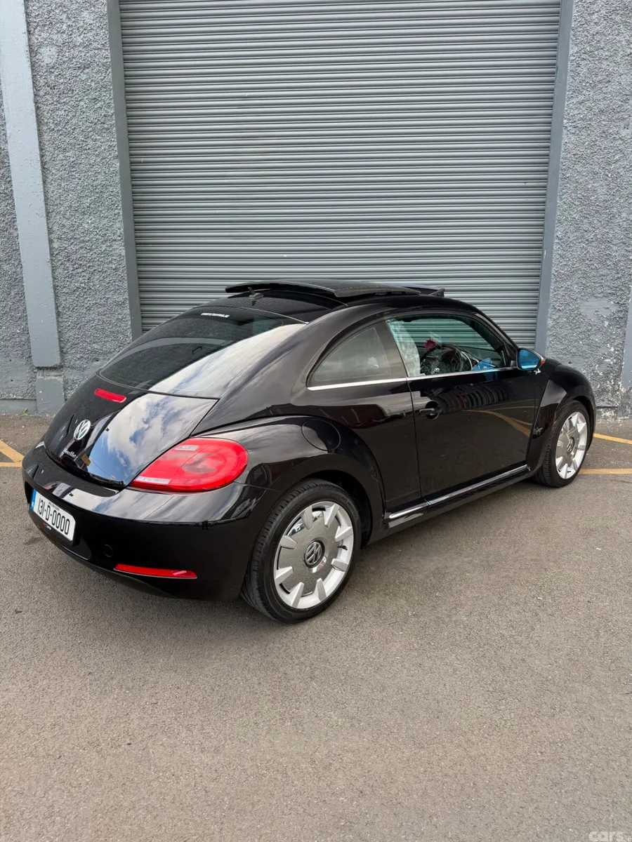 Volkswagen Beetle Hatchback, Petrol, 2013, Black