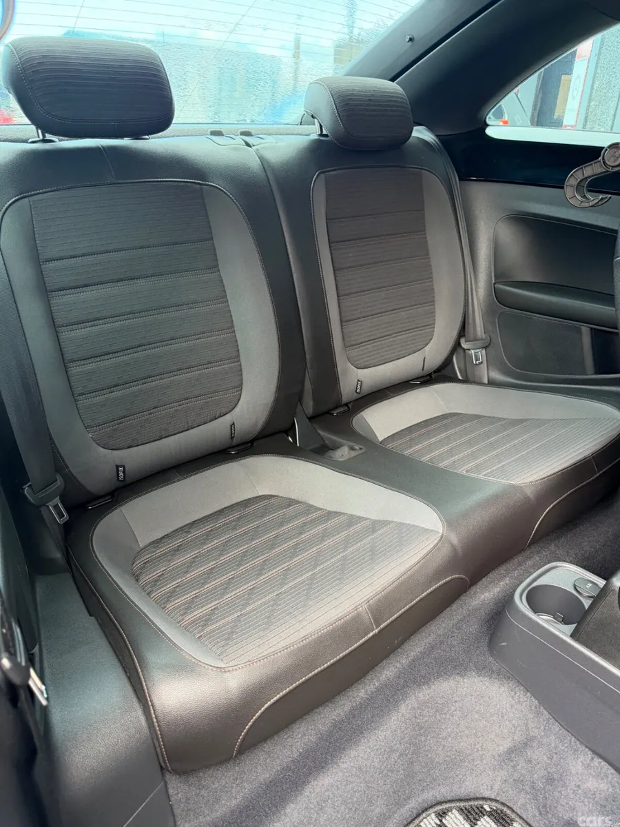 Volkswagen Beetle Hatchback, Petrol, 2013, Black