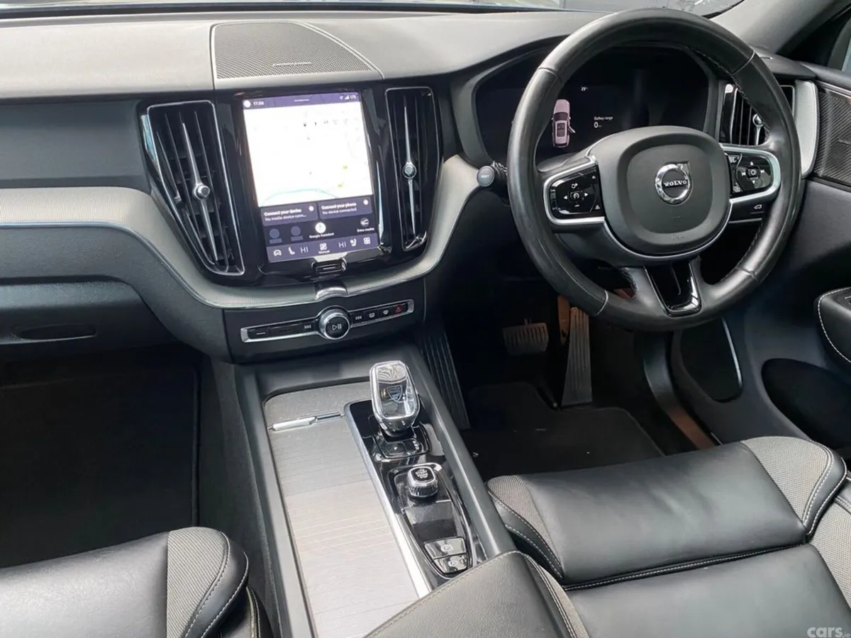 Volvo XC60 Estate, Petrol Plug-in Hybrid, 2024, Blue