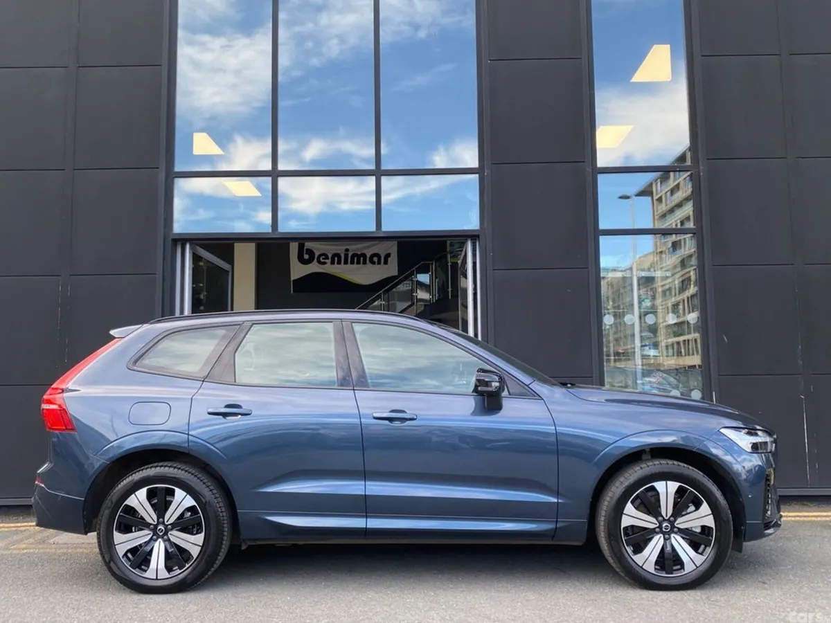 Volvo XC60 Estate, Petrol Plug-in Hybrid, 2024, Blue