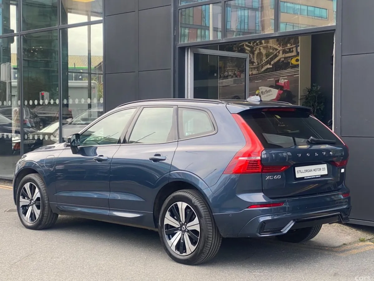 Volvo XC60 Estate, Petrol Plug-in Hybrid, 2024, Blue