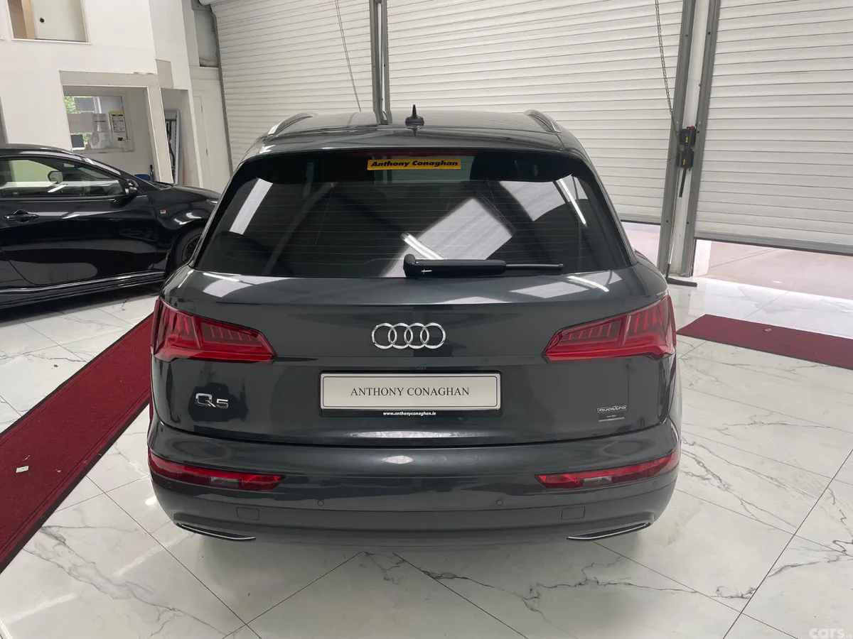 Audi Q5 Hatchback, Diesel, 2019, Grey