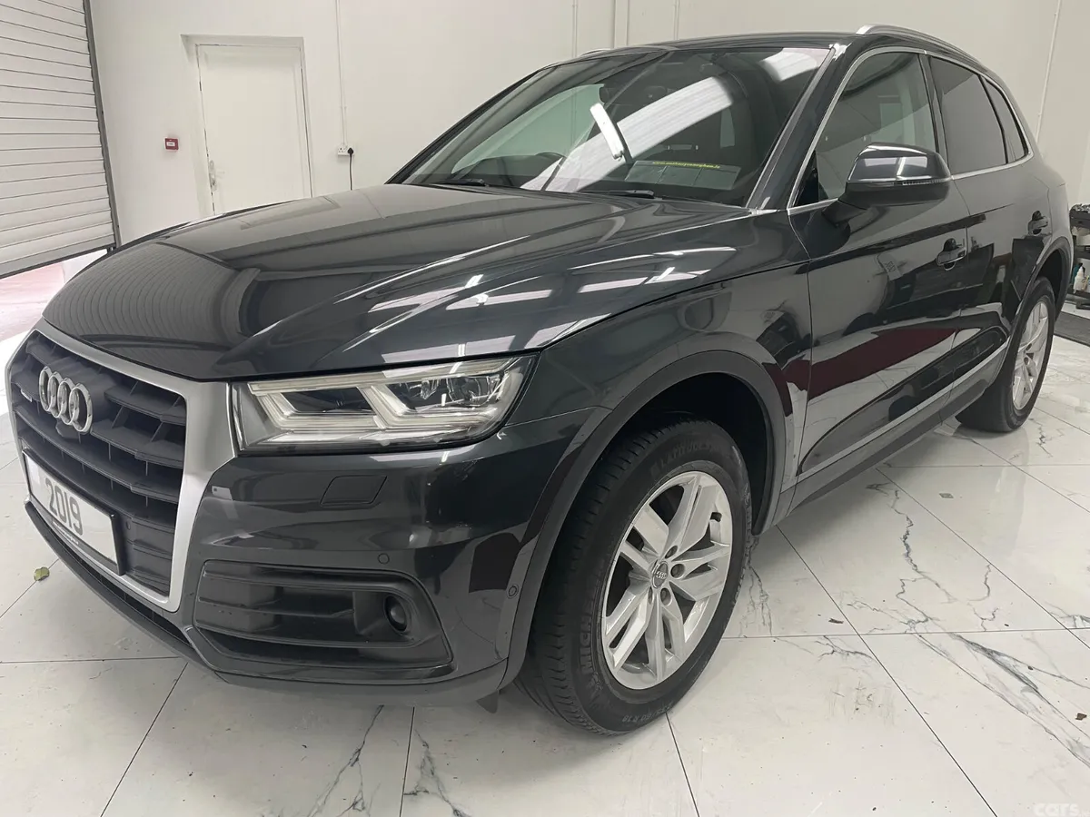 Audi Q5 Hatchback, Diesel, 2019, Grey